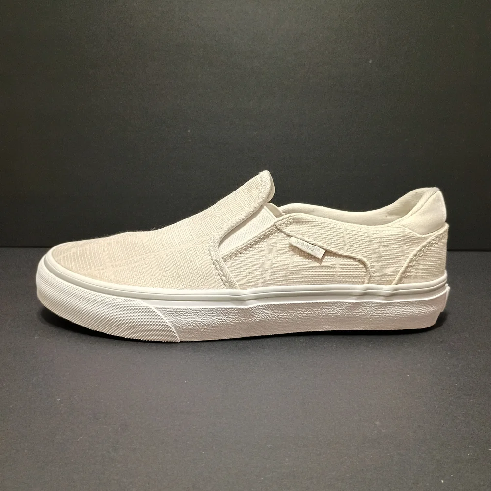Vans Cream Classic Slip-on Deluxe Comfort Women's Shoes - Picture 3 of 11